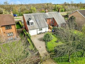 Photo 8- click for photo gallery